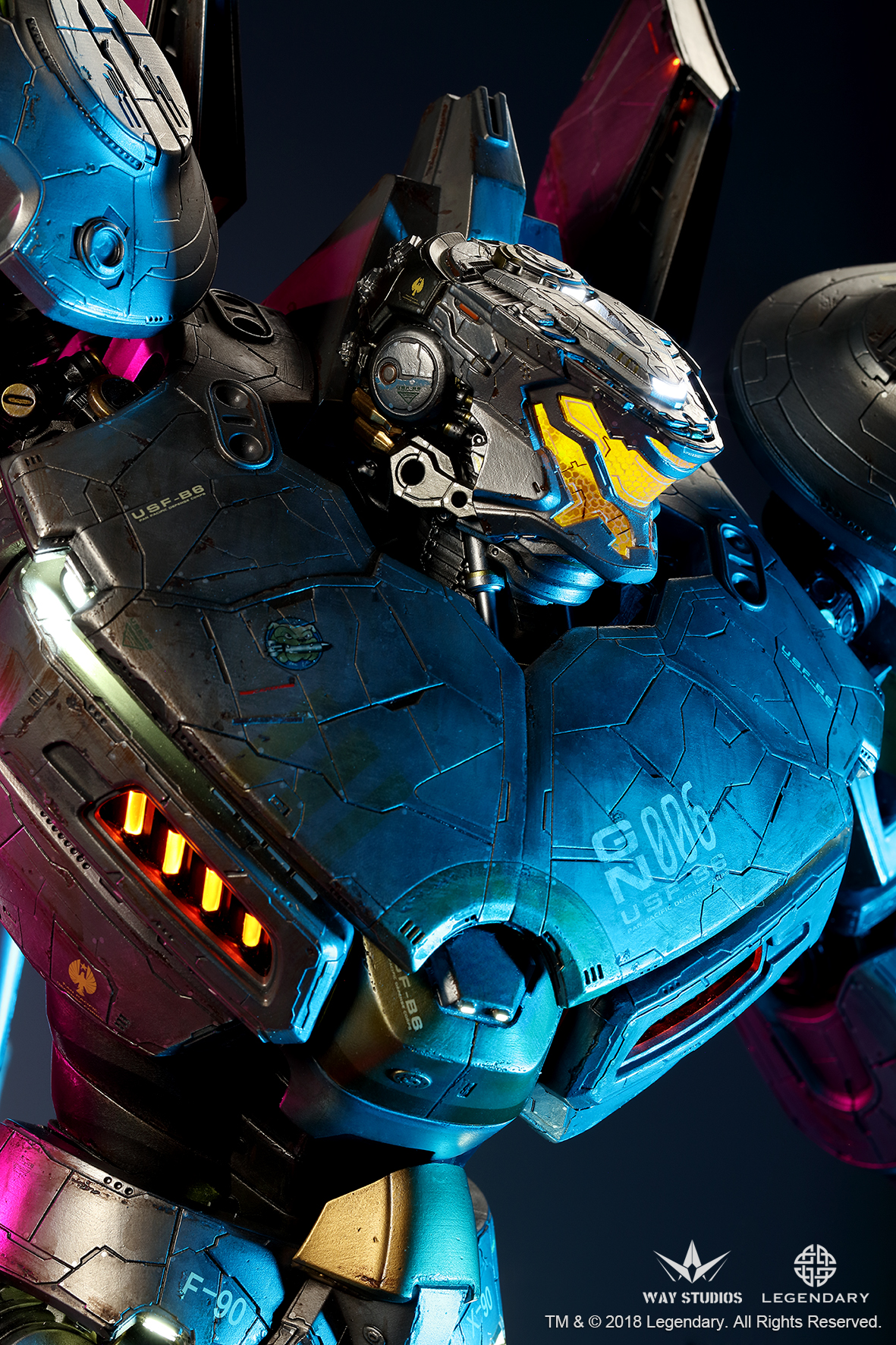 PACIFIC RIM - STRIKER EUREKA STATUE EX PRO VERSION