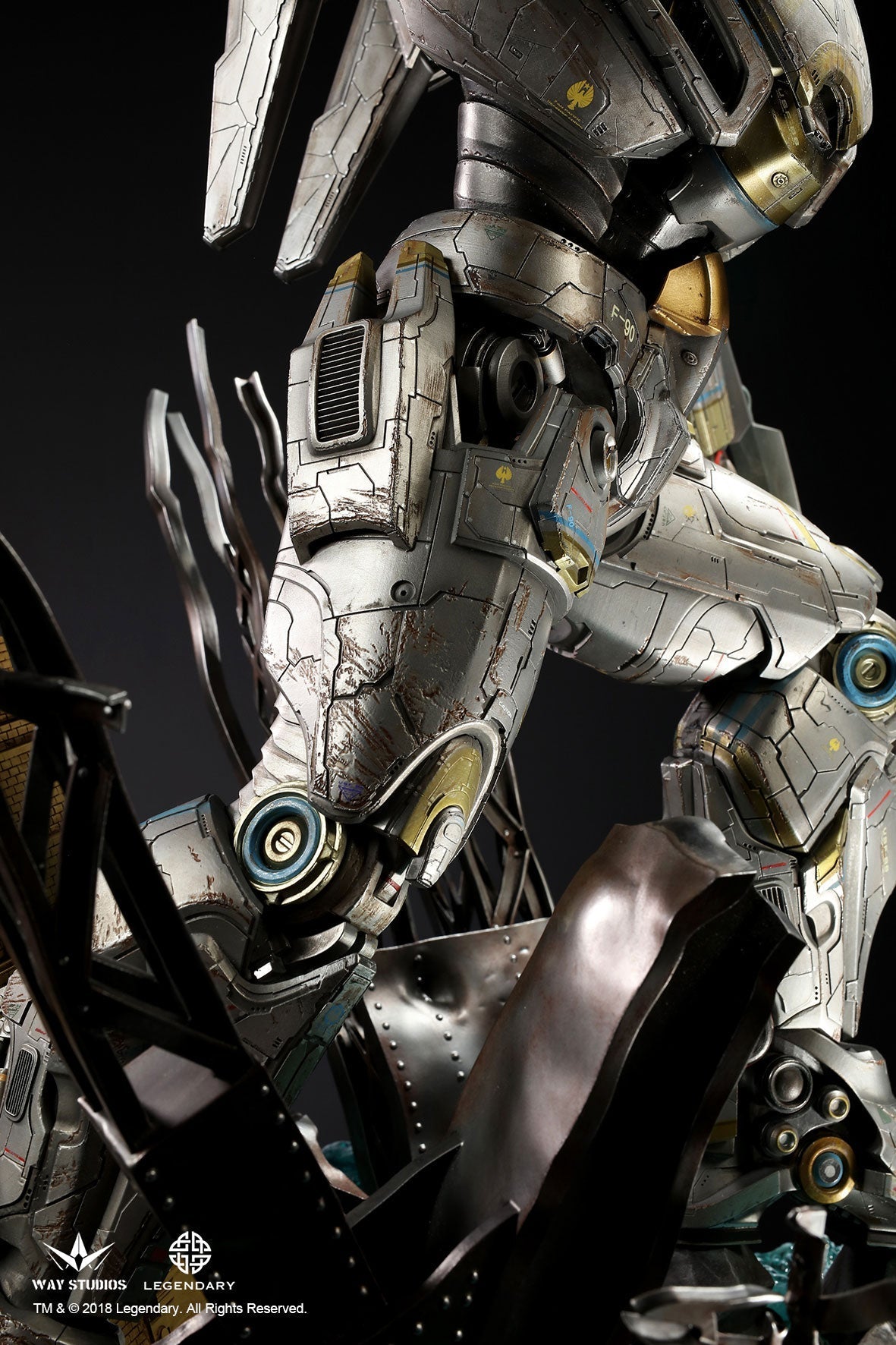 PACIFIC RIM - STRIKER EUREKA STATUE EX PRO PLUS VERSION