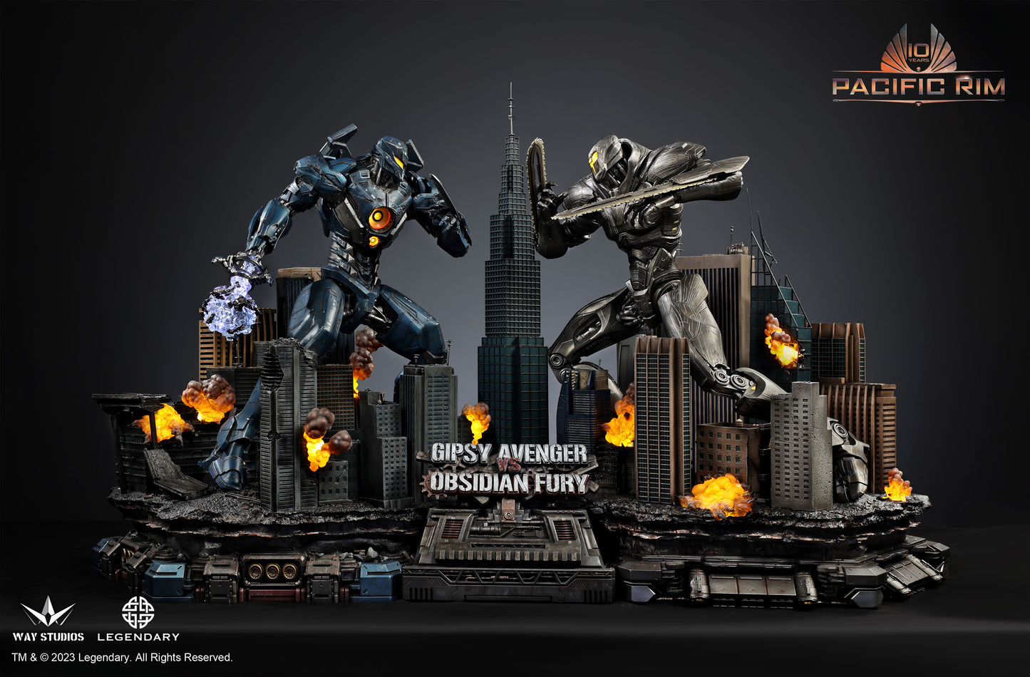 PACIFIC RIM SERIES GIPSY AVENGER VS OBSIDIAN FURY STATUE